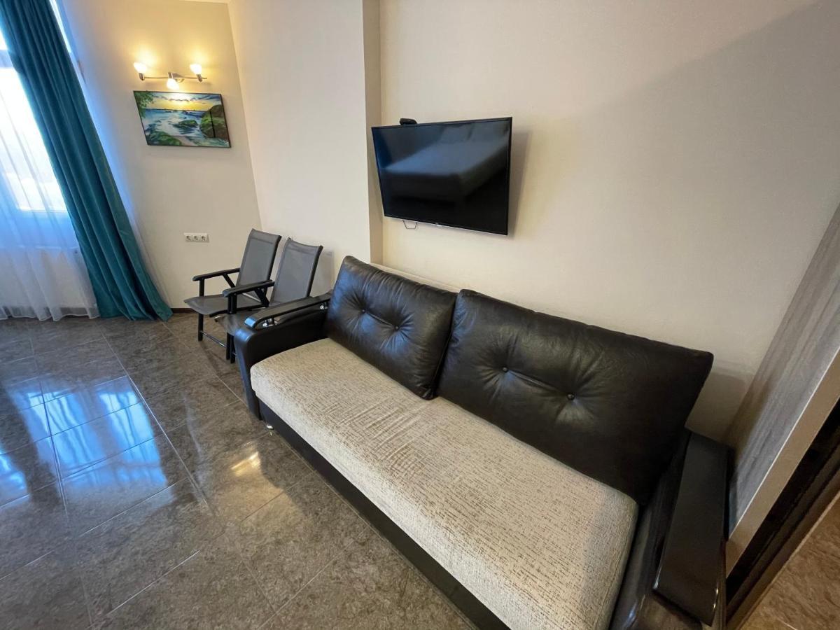 Breeze Batumi公寓 外观 照片