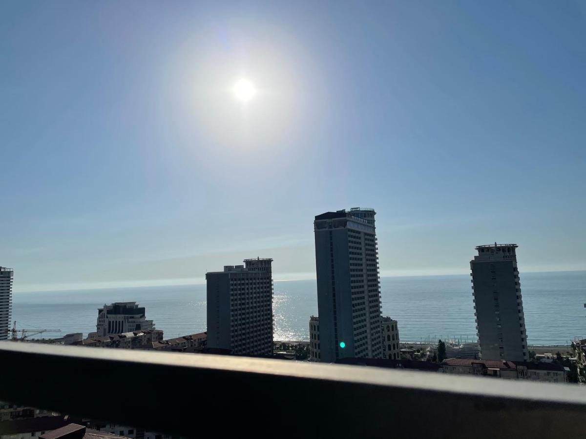 Breeze Batumi公寓 外观 照片
